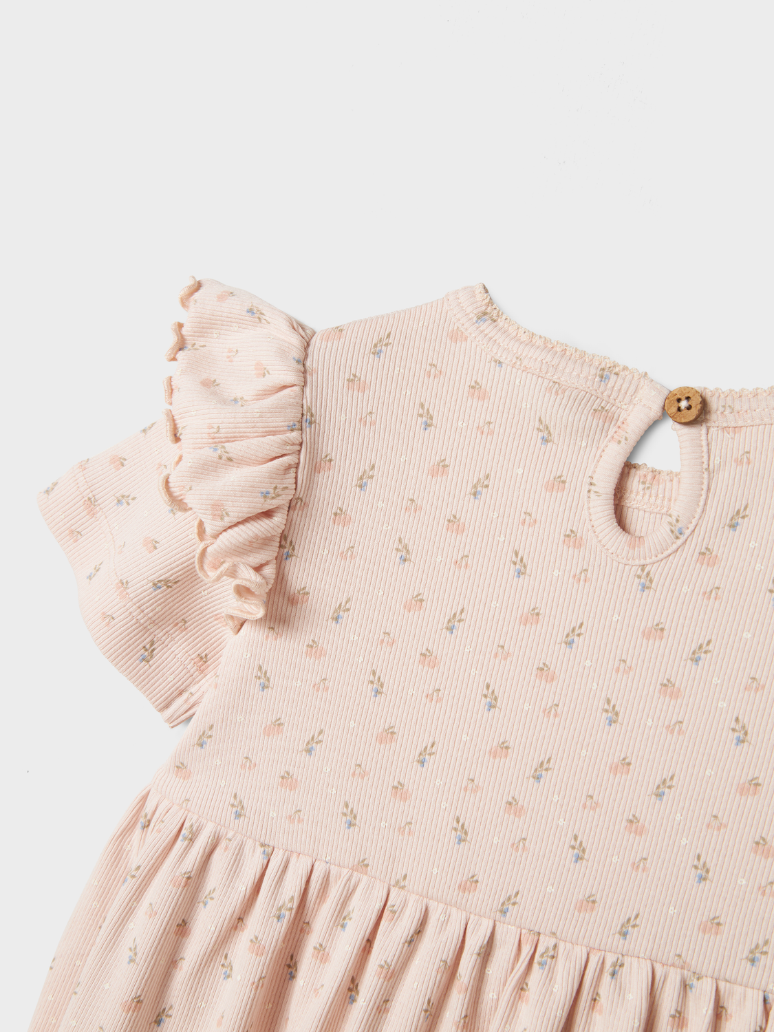 model_shot-front_full